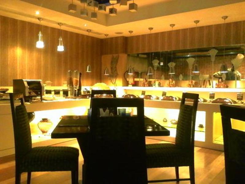 The Madison Hotell New Delhi Exteriör bild